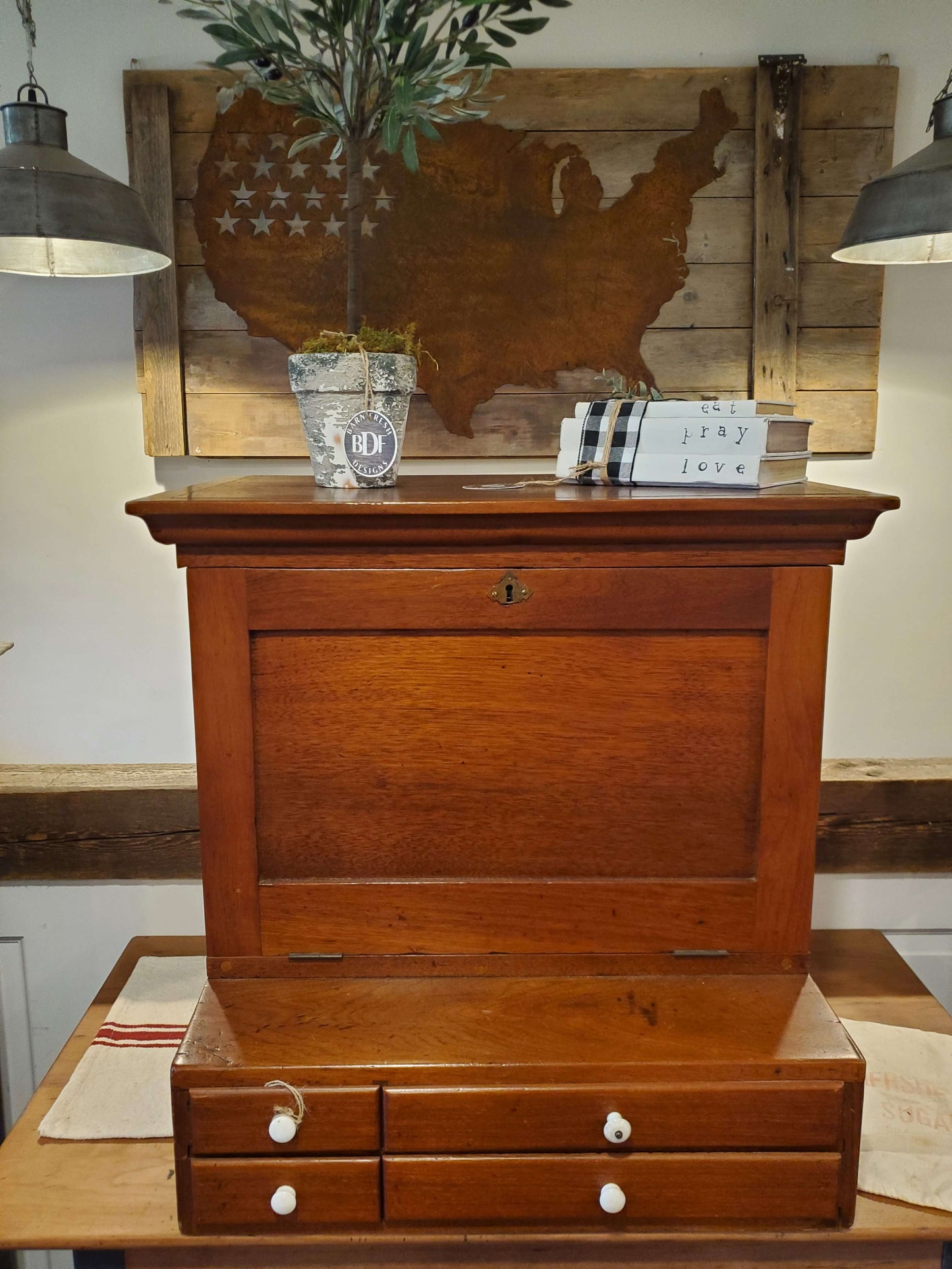 Banker's Tabletop Desk